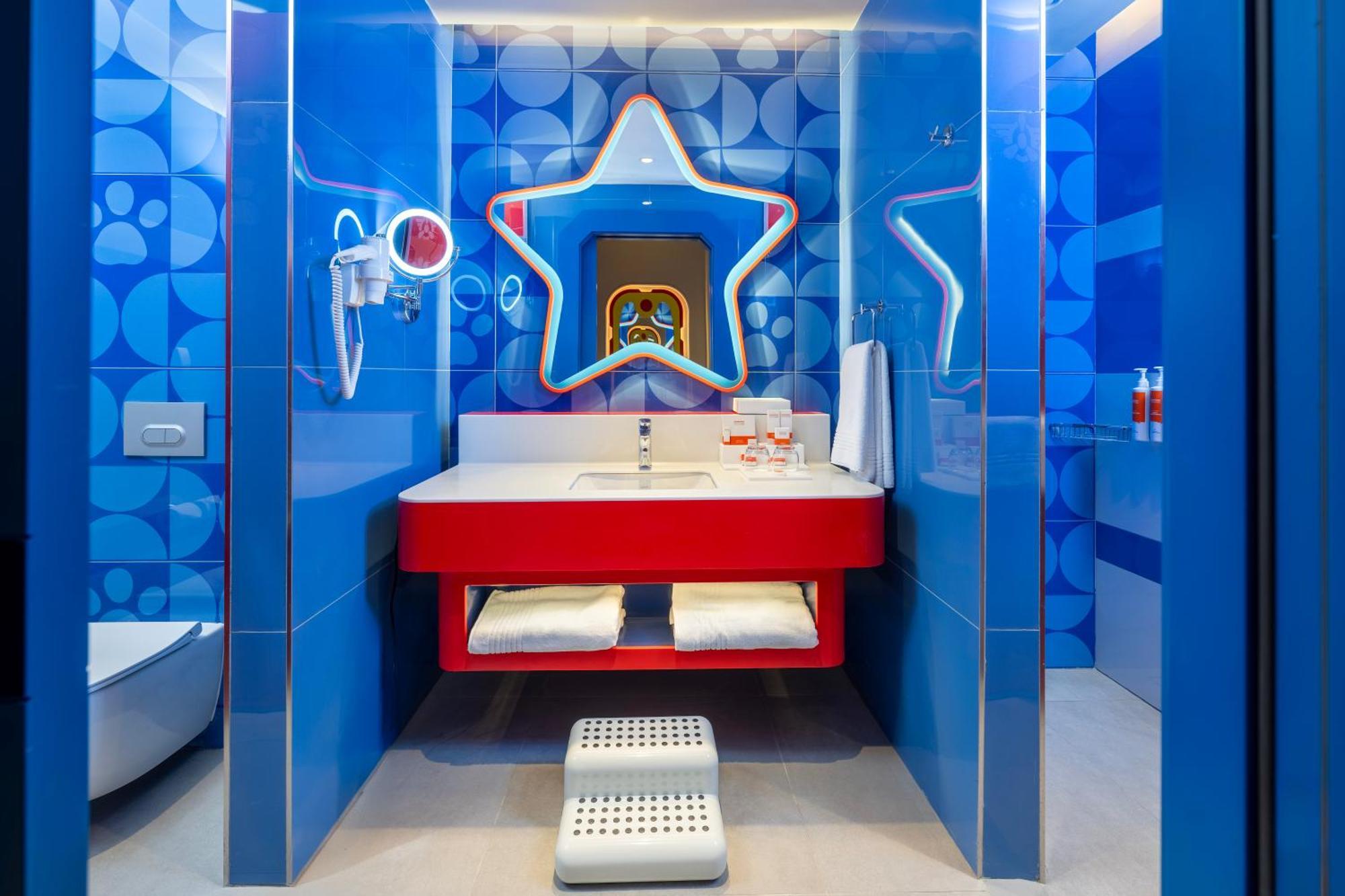 The Land Of Legends Nickelodeon Hotel Antalya 贝莱克 外观 照片